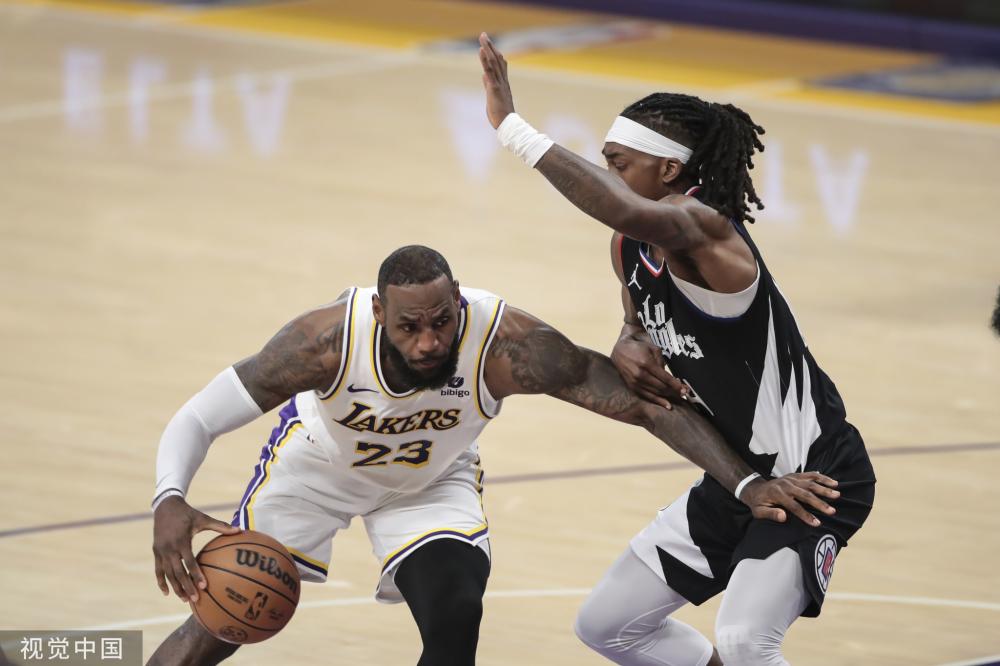 他正处于聚 他正处于聚